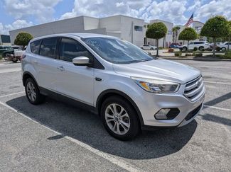 Used 2019 Ford Escape SE AWD/4WD video 1