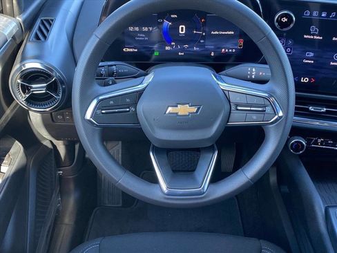 New 2026 Chevrolet Equinox EV LT image 4