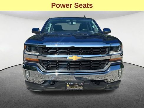 Used 2017 Chevrolet Silverado 1500 LT w/ All Star Edition AWD/4WD image 4