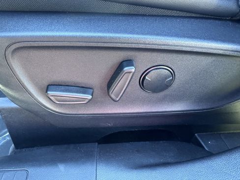 Used 2025 Ford Escape ST-Line Select image 19