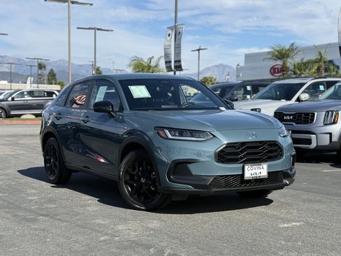 Used 2024 Honda HR-V Sport image 2