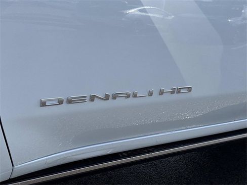 New 2026 GMC Sierra 3500 Denali w/ Denali Reserve Package image 14