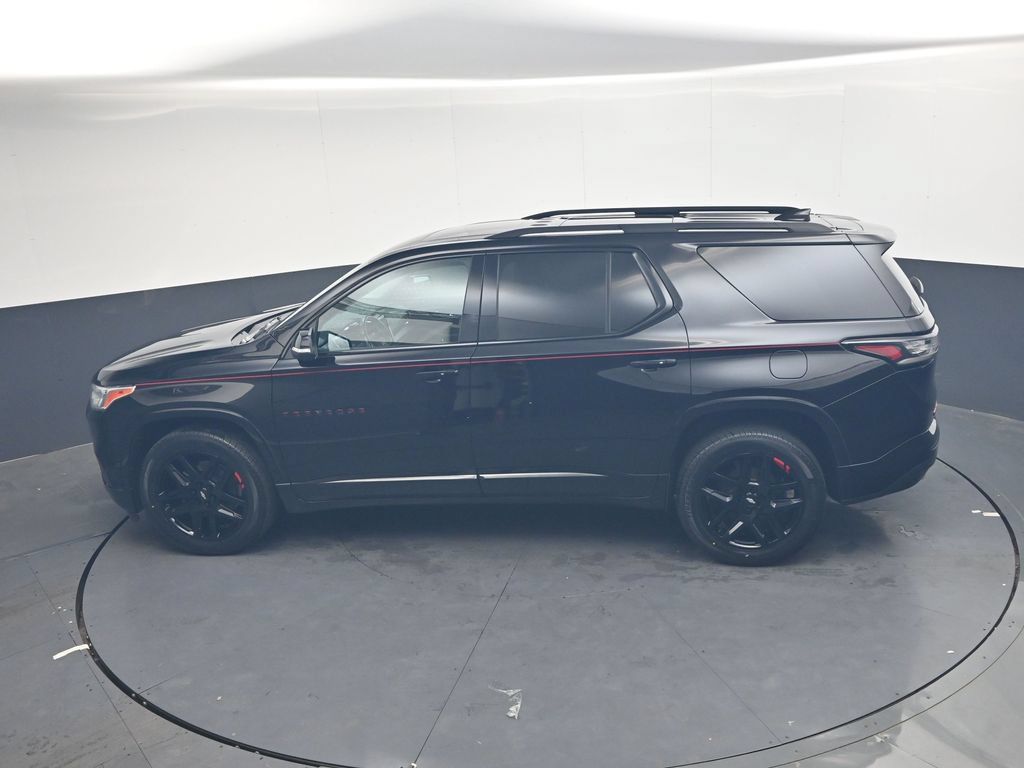 Used 2021 Chevrolet Traverse Premier w/ Redline Edition FWD image 25