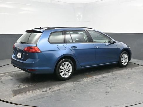 Used 2016 Volkswagen Golf S FWD image 7
