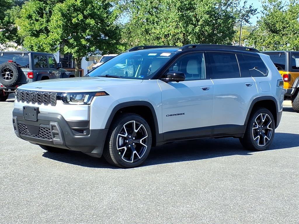 New 2026 Jeep Cherokee Overland w/ Trailer Tow Group AWD/4WD image 2