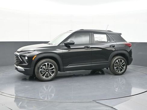 New 2026 Chevrolet TrailBlazer LT w/ Driver Confidence Package image 6