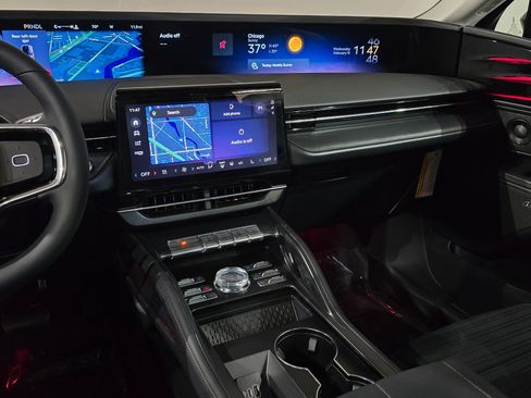 New 2026 Lincoln Nautilus Reserve image 28