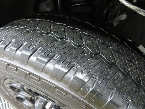 Used 2025 Ford F250 Lariat w/ Lariat Ultimate Package image 7