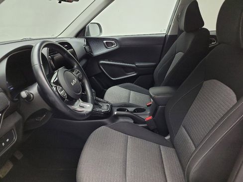 Used 2024 Kia Soul EX FWD image 17
