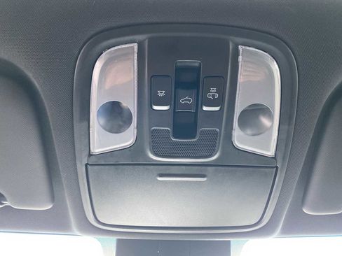 Used 2022 Kia Sportage Nightfall Edition image 24