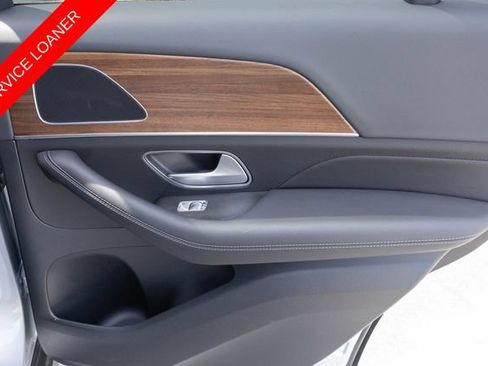 Used 2025 Mercedes-Benz GLE 450 4MATIC image 18