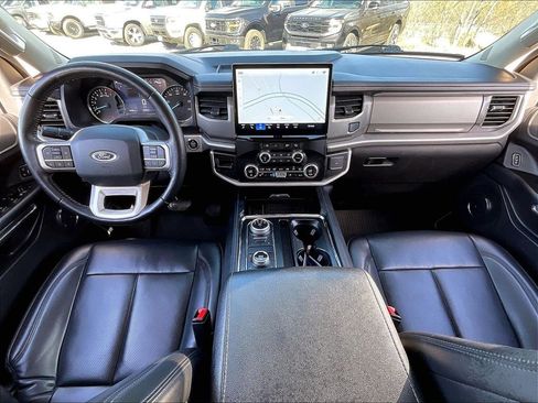 Used 2024 Ford Expedition Max XLT AWD/4WD image 21