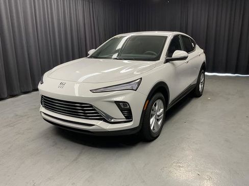 New 2025 Buick Envista Preferred image 3