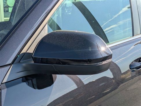 New 2026 Volkswagen Atlas SE image 13