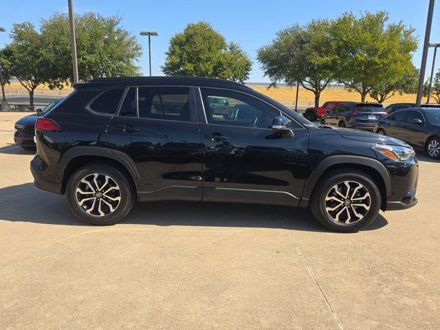 Used 2023 Toyota Corolla Cross AWD Hybrid image 4