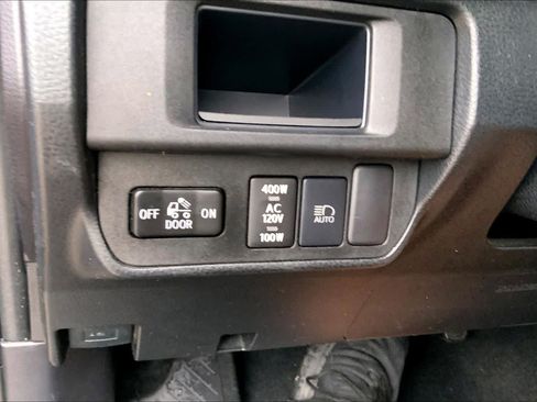 Used 2019 Toyota Tacoma TRD Pro AWD/4WD image 32