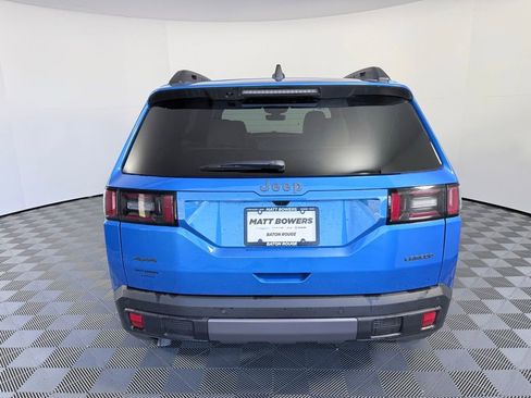 New 2026 Jeep Cherokee Laredo image 4