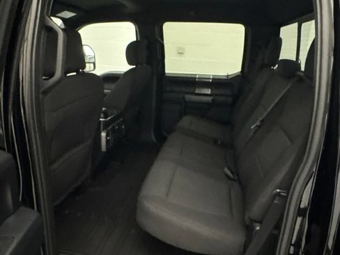 Used 2018 Ford F150 XLT w/ Equipment Group 302A Luxury AWD/4WD image 35