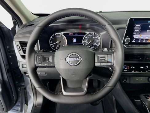 New 2026 Nissan Rogue SV image 12