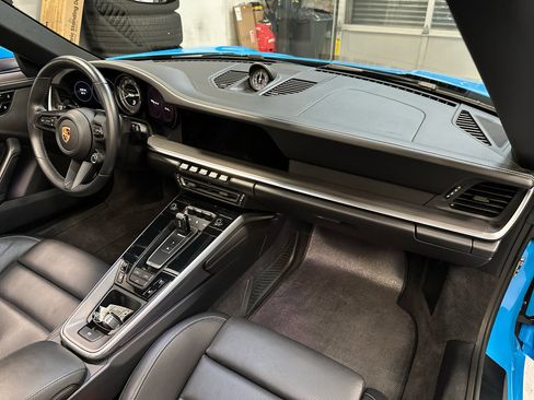 Used 2021 Porsche 911 Turbo S image 18