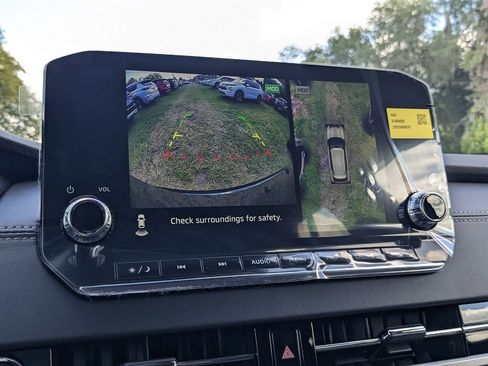 New 2025 Mitsubishi Outlander SE image 22