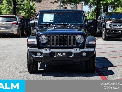 Used 2024 Jeep Wrangler Unlimited Sport AWD/4WD image 11