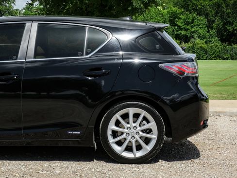 Used 2012 Lexus CT 200h Premium w/ Premium Audio Pkg FWD image 15