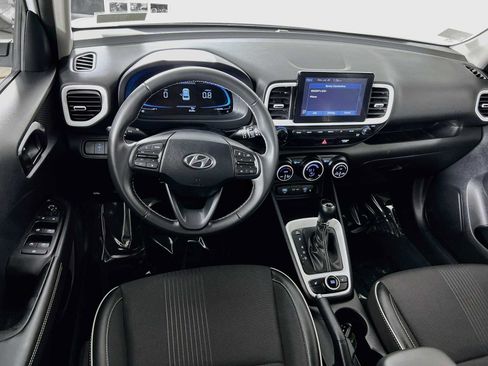 Certified 2026 Hyundai Venue SEL FWD image 21