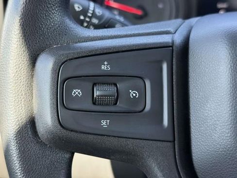 Used 2021 Chevrolet Silverado 1500 Custom AWD/4WD image 22