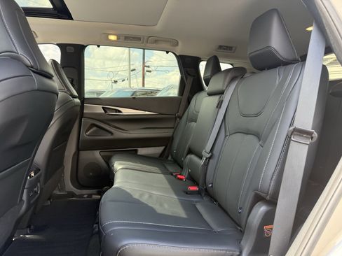 Certified 2023 INFINITI QX60 Luxe w/ Cargo Package image 16