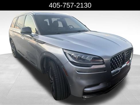 Used 2022 Lincoln Aviator Reserve w/ Equipment Group 201A AWD/4WD image 2