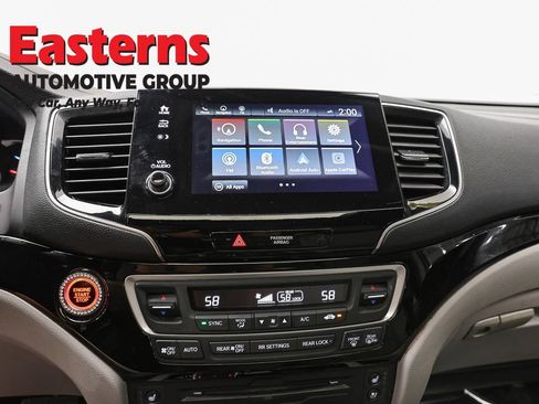 Used 2019 Honda Pilot Elite image 12
