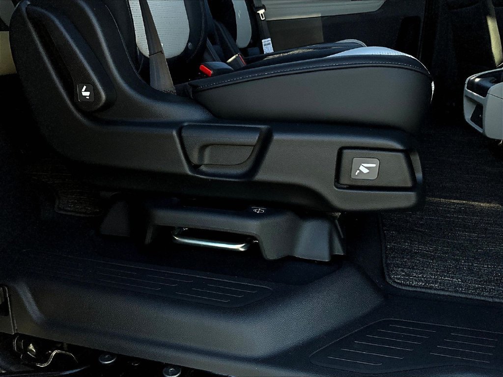 New 2027 Honda Odyssey Elite image 33