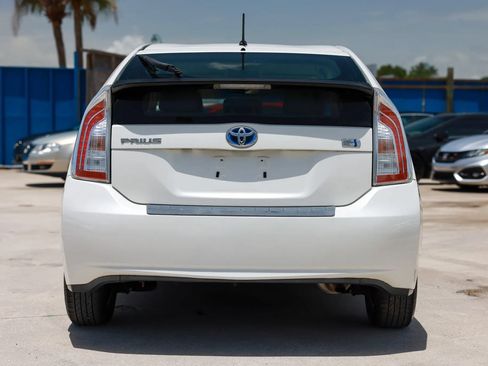 Used 2012 Toyota Prius Two FWD image 5