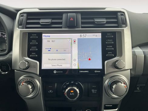 Used 2022 Toyota 4Runner SR5 Premium image 13