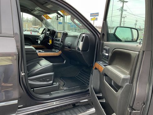 Used 2015 Chevrolet Silverado 2500 LTZ image 30