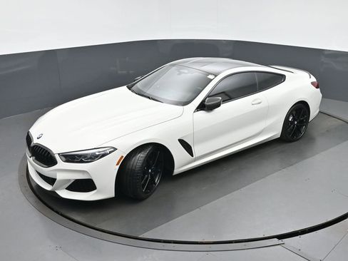 Used 2021 BMW M850i xDrive Coupe AWD/4WD image 32