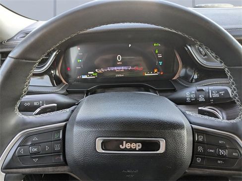 Used 2024 Jeep Grand Cherokee Limited 4xe image 29