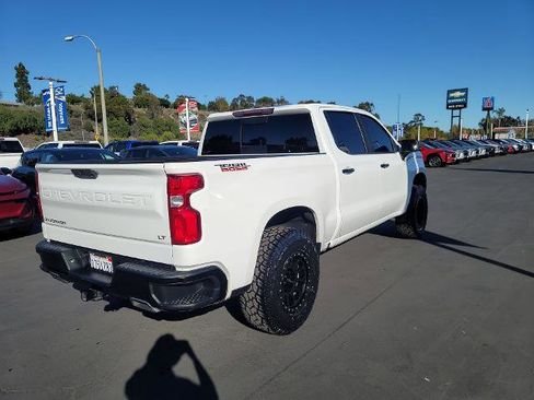 Used 2020 Chevrolet Silverado 1500 LT Trail Boss image 8