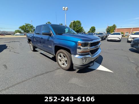 Used 2017 Chevrolet Silverado 1500 LT w/ Texas Edition RWD image 3