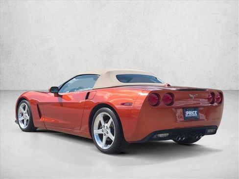Used 2005 Chevrolet Corvette Convertible w/ Preferred Equipment Group RWD image 7