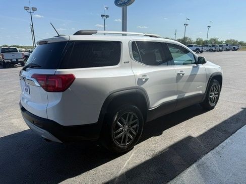 Used 2017 GMC Acadia SLT FWD image 5