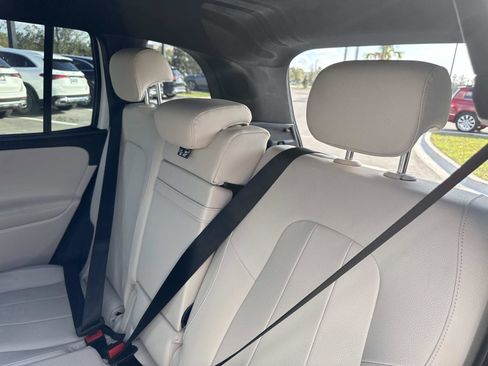 Used 2025 Mercedes-Benz GLB 250 GLB 250 image 15