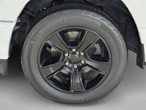 Used 2022 RAM 1500 Big Horn image 10