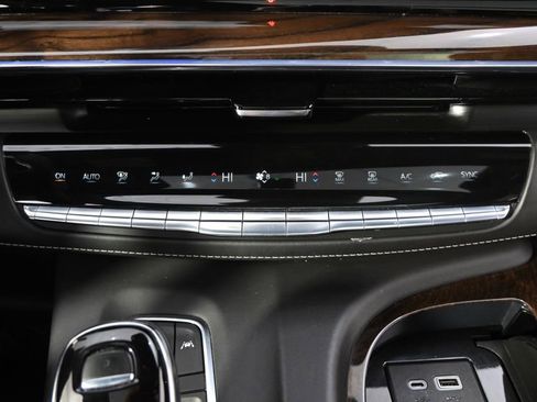 Used 2023 Cadillac Escalade Sport Platinum image 32