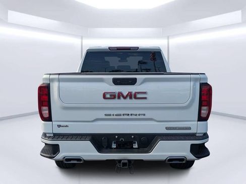 Used 2022 GMC Sierra 1500 Elevation w/ X31 Off-Road Package AWD/4WD image 4