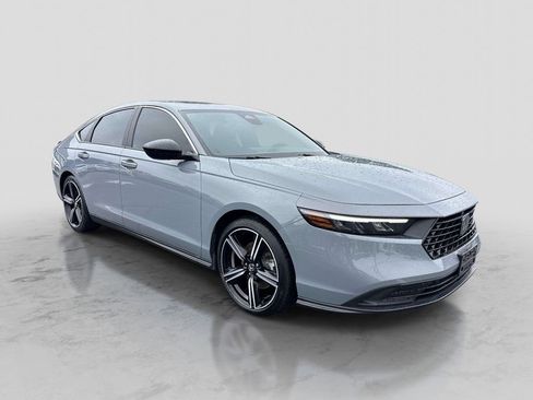 Used 2023 Honda Accord Sport image 7