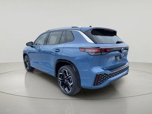 New 2026 Volkswagen Tiguan SEL R-Line AWD/4WD image 4
