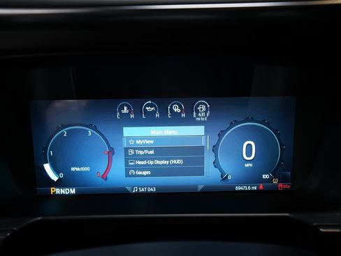 Used 2023 Ford F250 Platinum image 2