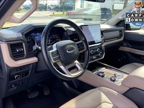 Used 2024 Ford Expedition Limited image 14